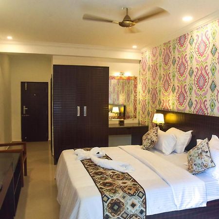 Don Hill Beach Resort Candolim Exterior photo